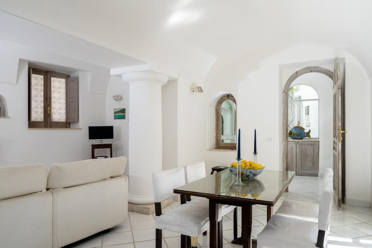 I Tre Soli Apartments By Caprirooms Kültér fotó